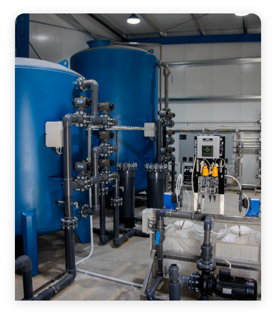 Sand and Carbon Filters with Chlorine Analyzer